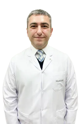 Specialist. Özgür Bahadır, M.D.